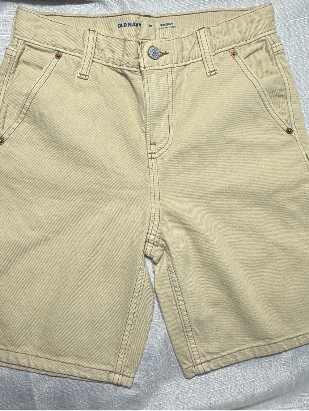Old Navy Men's Light Tan Flat Front Chino Shorts